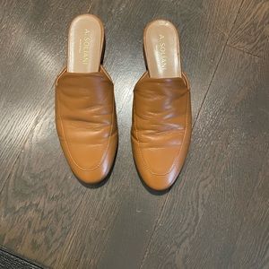 Alba Slides in Caramel